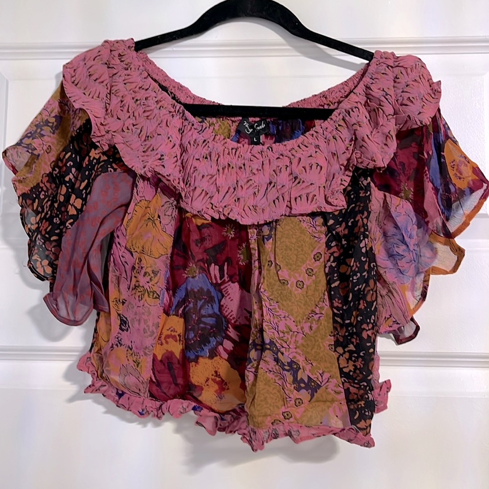 Young Threads NWT Floral Off-Shoulder Top